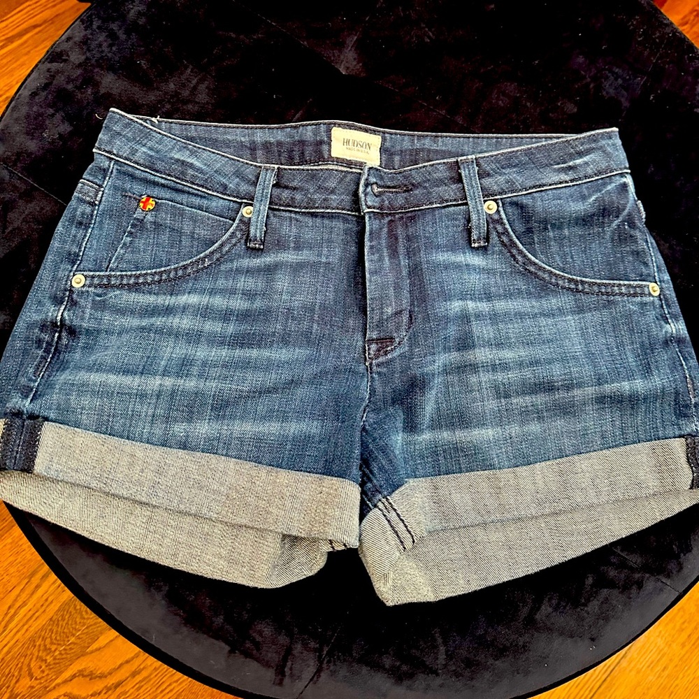 Size 28 Hudson shorts! Cute, darker denim.